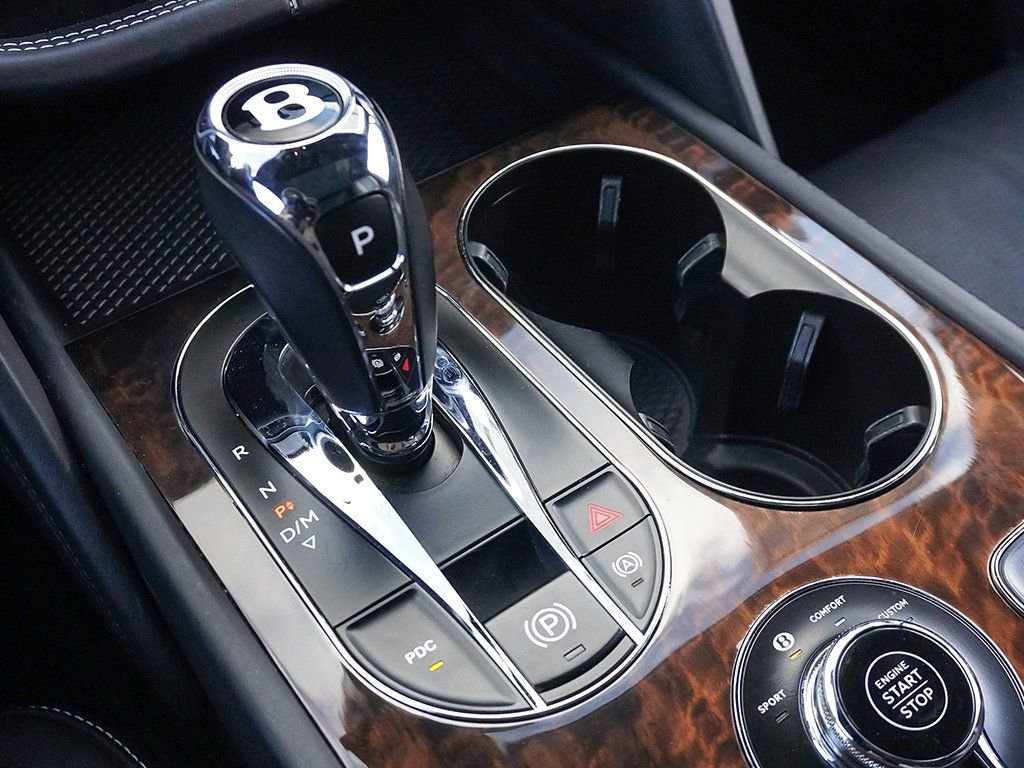 Used 2019 Bentley Bentayga AWD/4WD image 70
