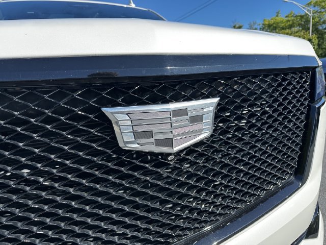 Used 2023 Cadillac Escalade Sport Platinum w/ LPO, ONYX Package AWD/4WD image 10