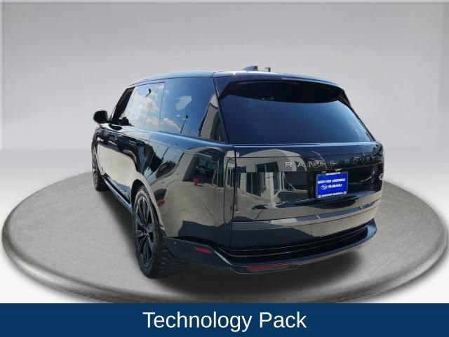 Used 2023 Land Rover Range Rover Long Wheelbase SE image 15