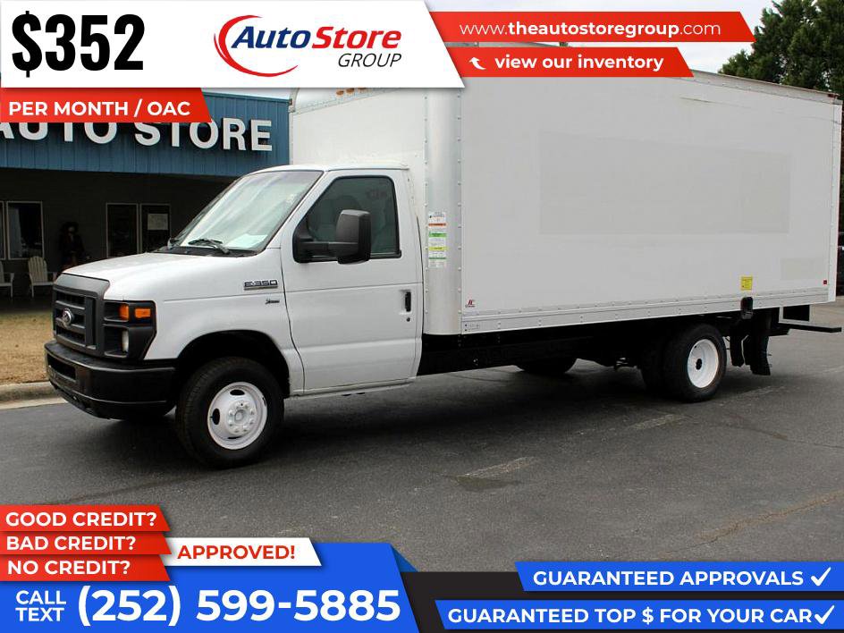 Used 2016 Ford E-350 and Econoline 350 Super Duty image 2