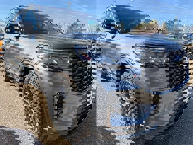 New 2026 Ford Explorer ST-Line w/ ST-Line Street Pack image 7