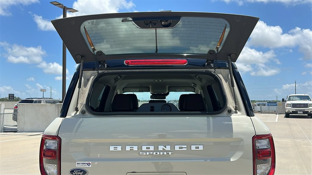 Used 2024 Ford Bronco Sport Outer Banks w/ Tech Package AWD/4WD image 33