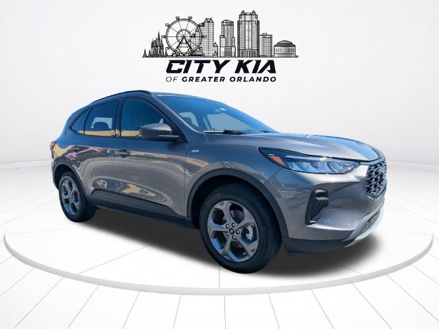 Used 2025 Ford Escape ST-Line AWD/4WD image 7