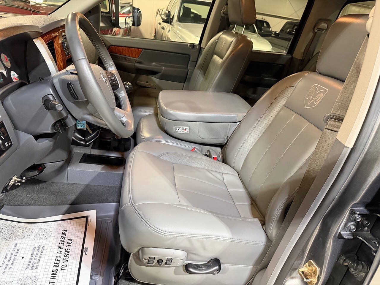 Used 2006 Dodge Ram 3500 Truck Laramie AWD/4WD image 7