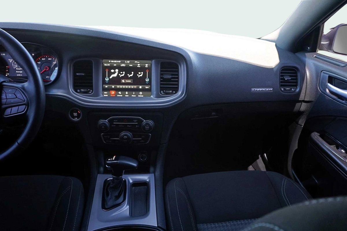Used 2023 Dodge Charger SXT w/ Blacktop Package image 21