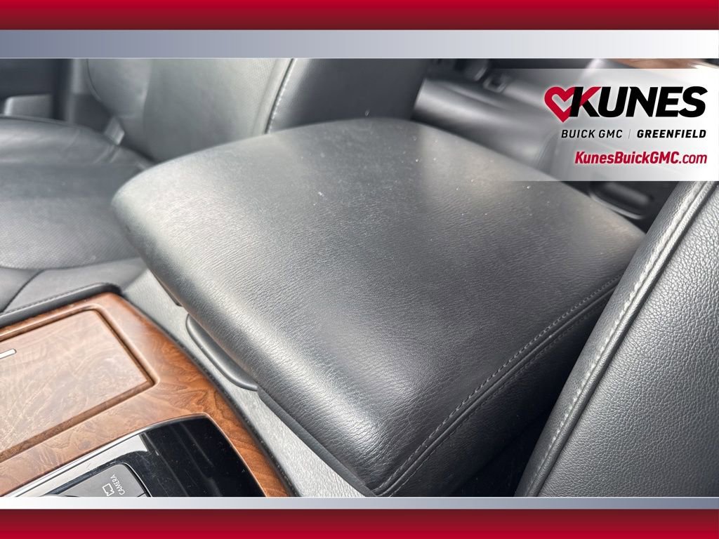 Used 2024 Nissan Armada SL w/ Captain's Chairs Package image 23