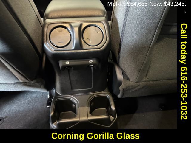 New 2025 Jeep Gladiator Sport image 19