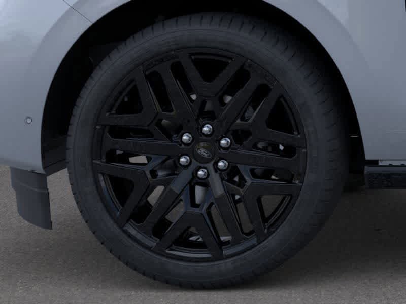 New 2026 Ford Expedition Platinum w/ Stealth Performance Package AWD/4WD image 19