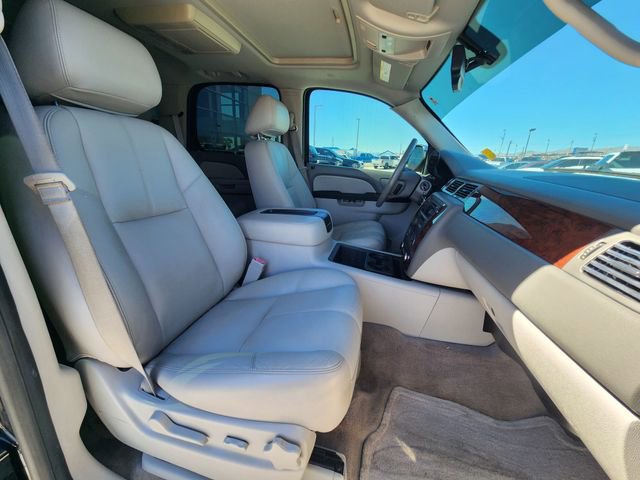 Used 2014 Chevrolet Tahoe LT RWD image 15