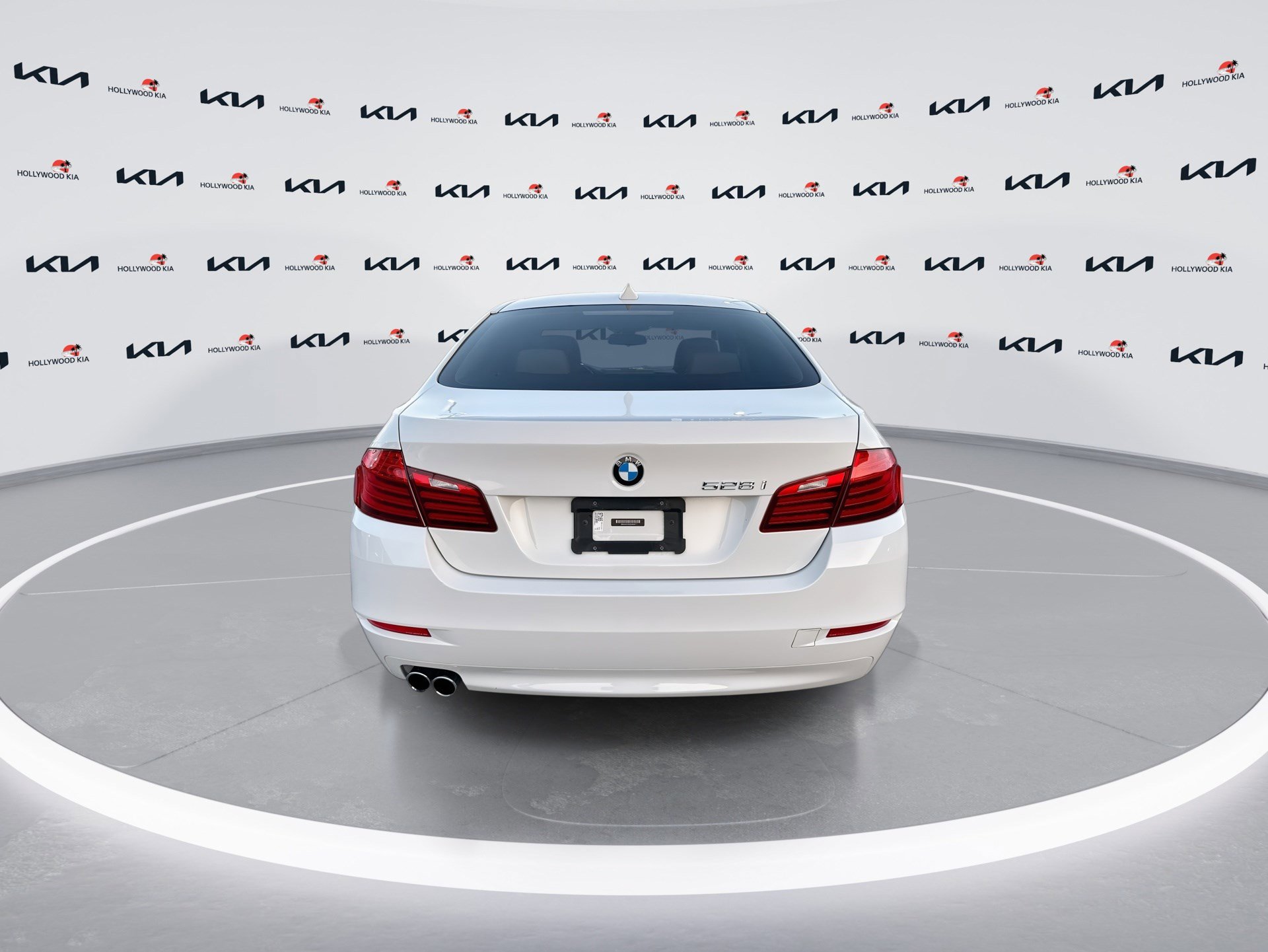 Used 2016 BMW 528i Sedan RWD image 7