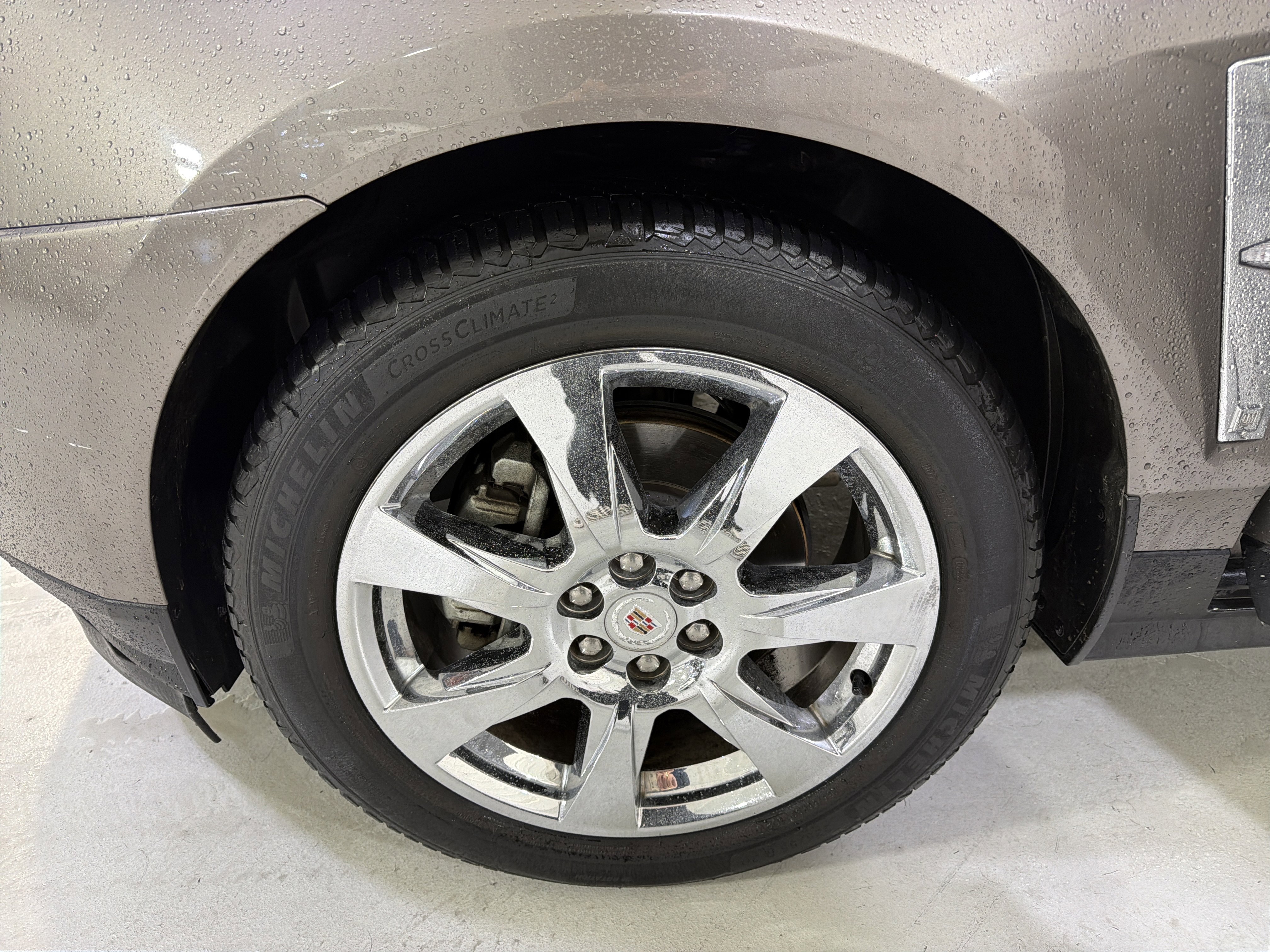 Used 2012 Cadillac SRX Premium FWD image 20