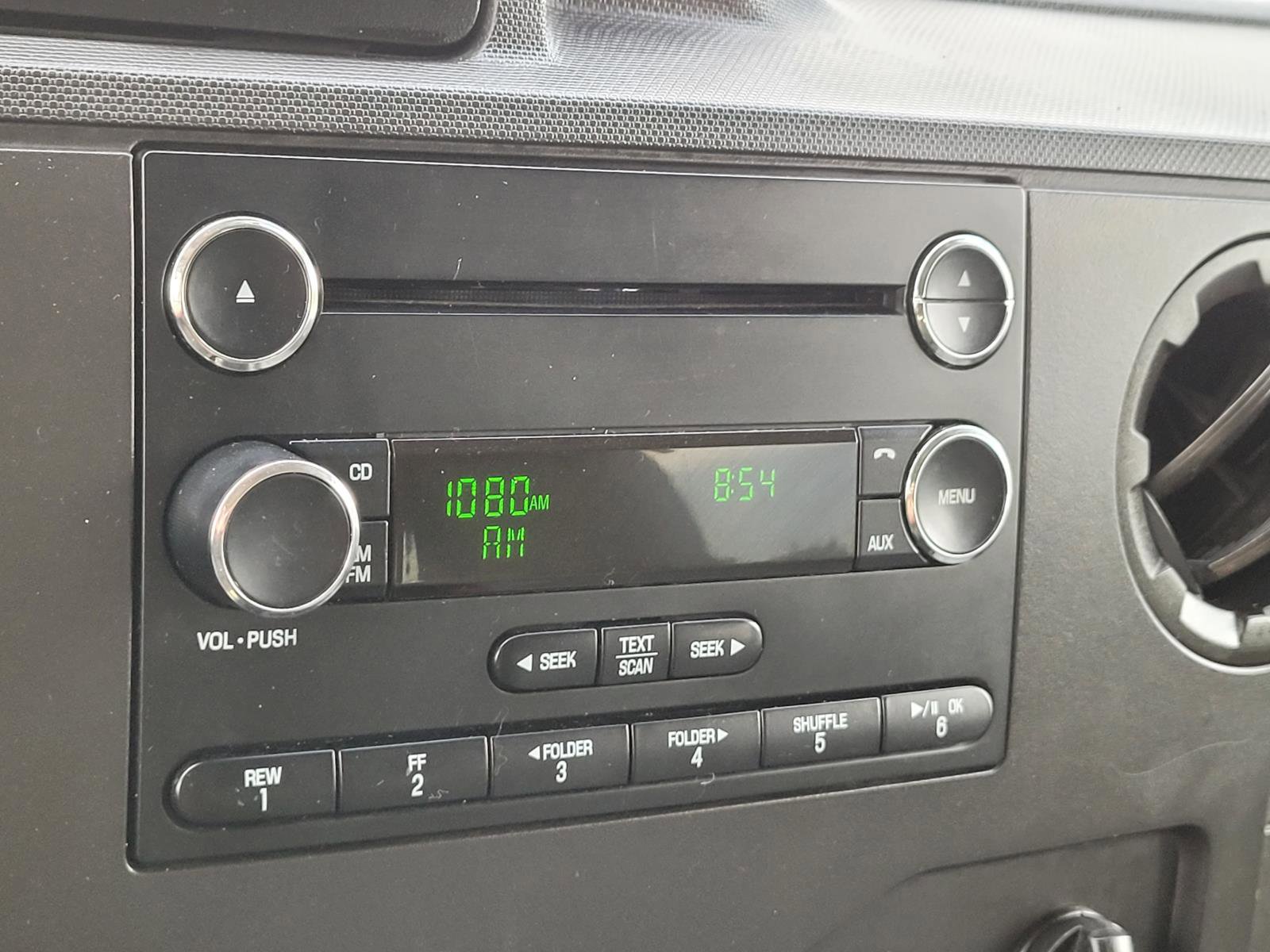 Used 2011 Ford E-350 and Econoline 350 XLT image 10