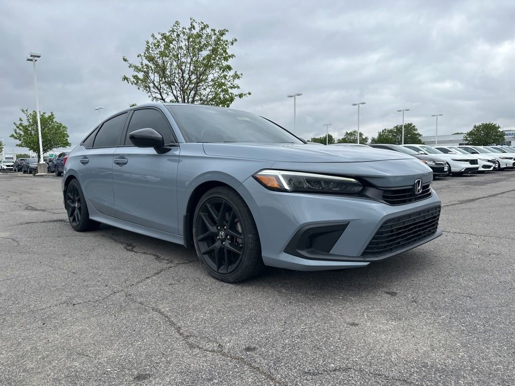 Used 2023 Honda Civic Sport image 11