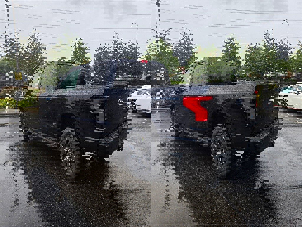 New 2025 Ford F150 Lightning Flash image 7