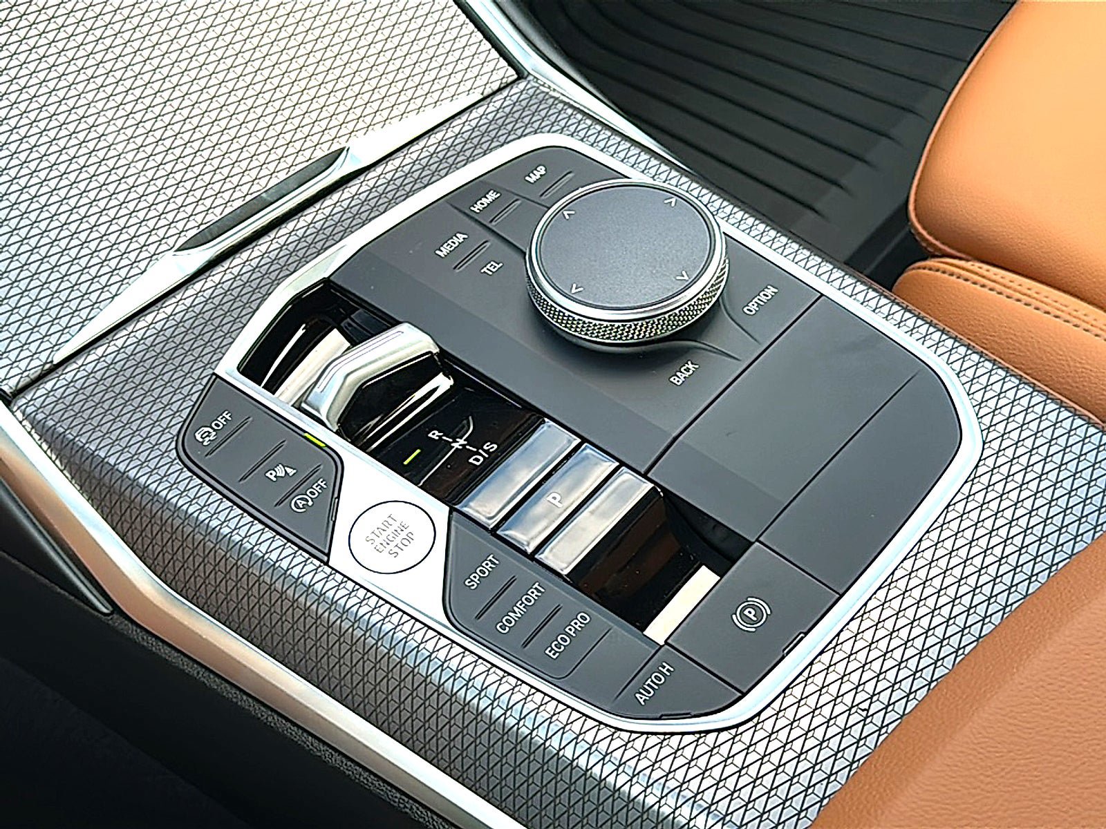 New 2026 BMW 330i Sedan w/ Premium Package RWD image 26