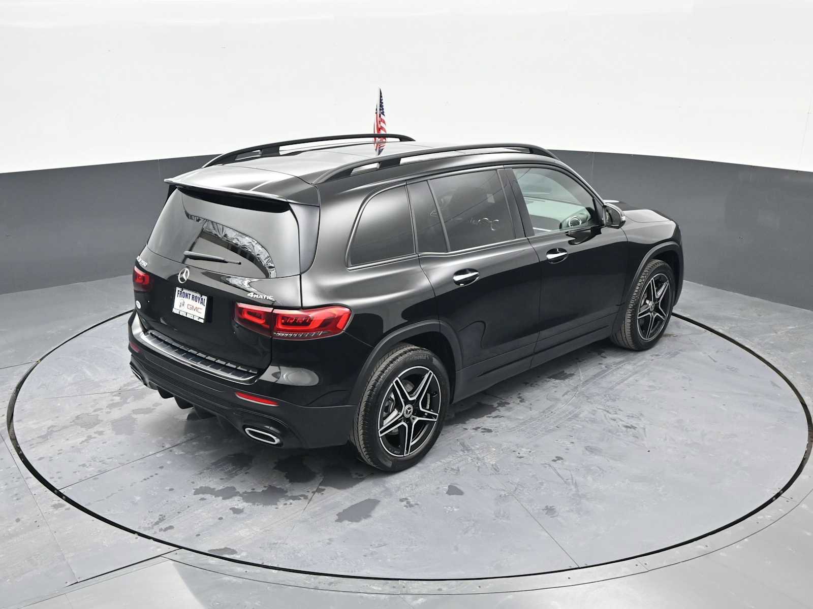 Used 2022 Mercedes-Benz GLB 250 4MATIC image 32