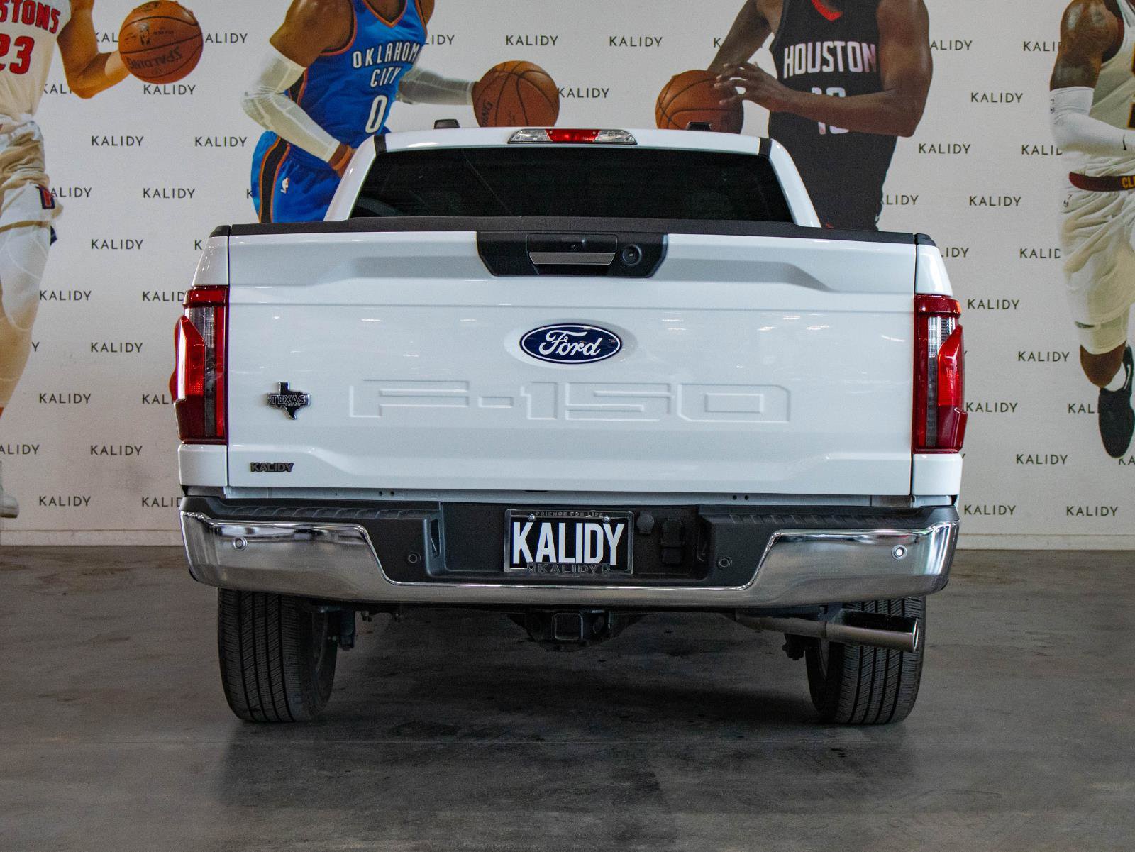 Used 2024 Ford F150 XLT w/ Mobile Office Package image 23