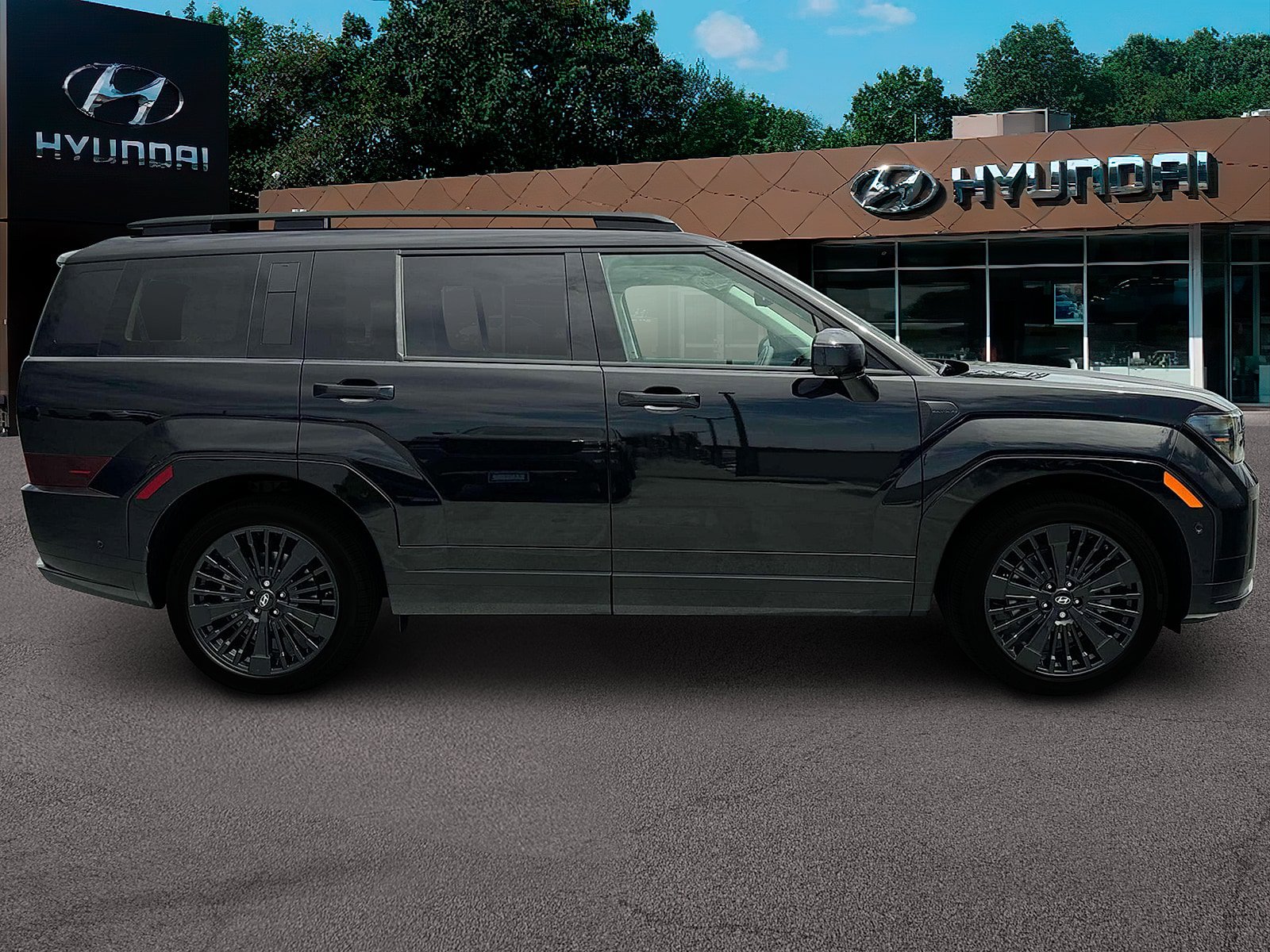 New 2025 Hyundai Santa Fe Calligraphy AWD/4WD image 10