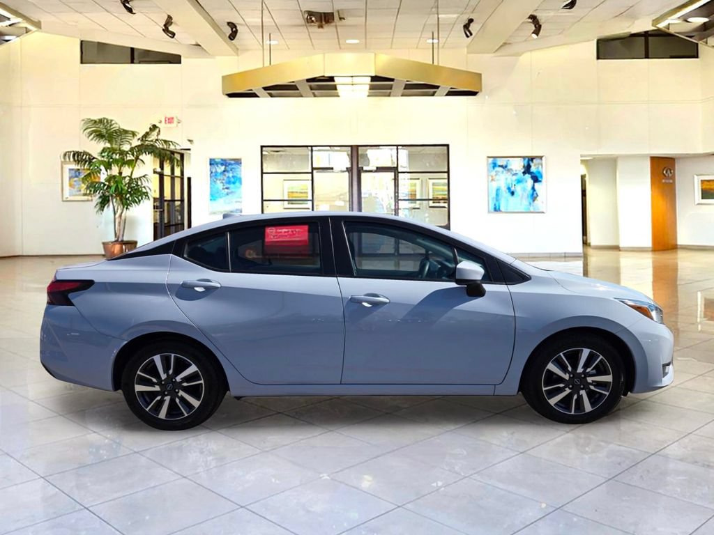 Certified 2024 Nissan Versa SV FWD image 4