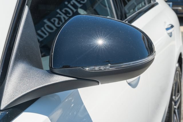 New 2026 Mercedes-Benz C 300 4MATIC Sedan image 15