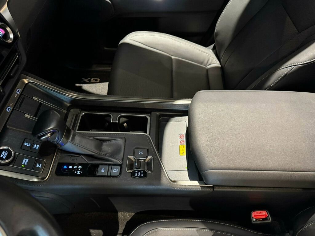 Used 2024 Lexus GX 550 w/ Cold Area Package AWD/4WD image 15