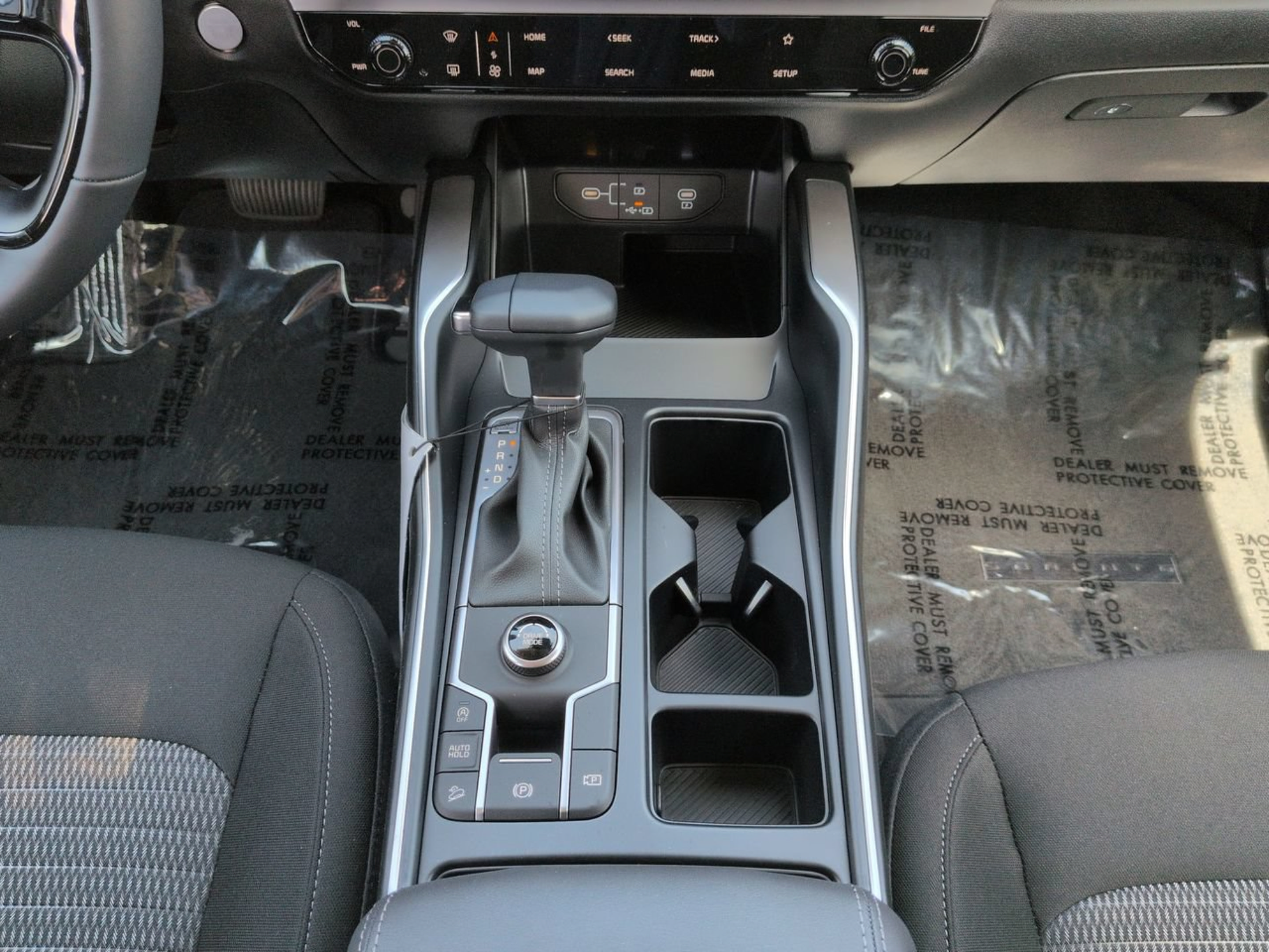 New 2026 Kia Sorento LX FWD image 31