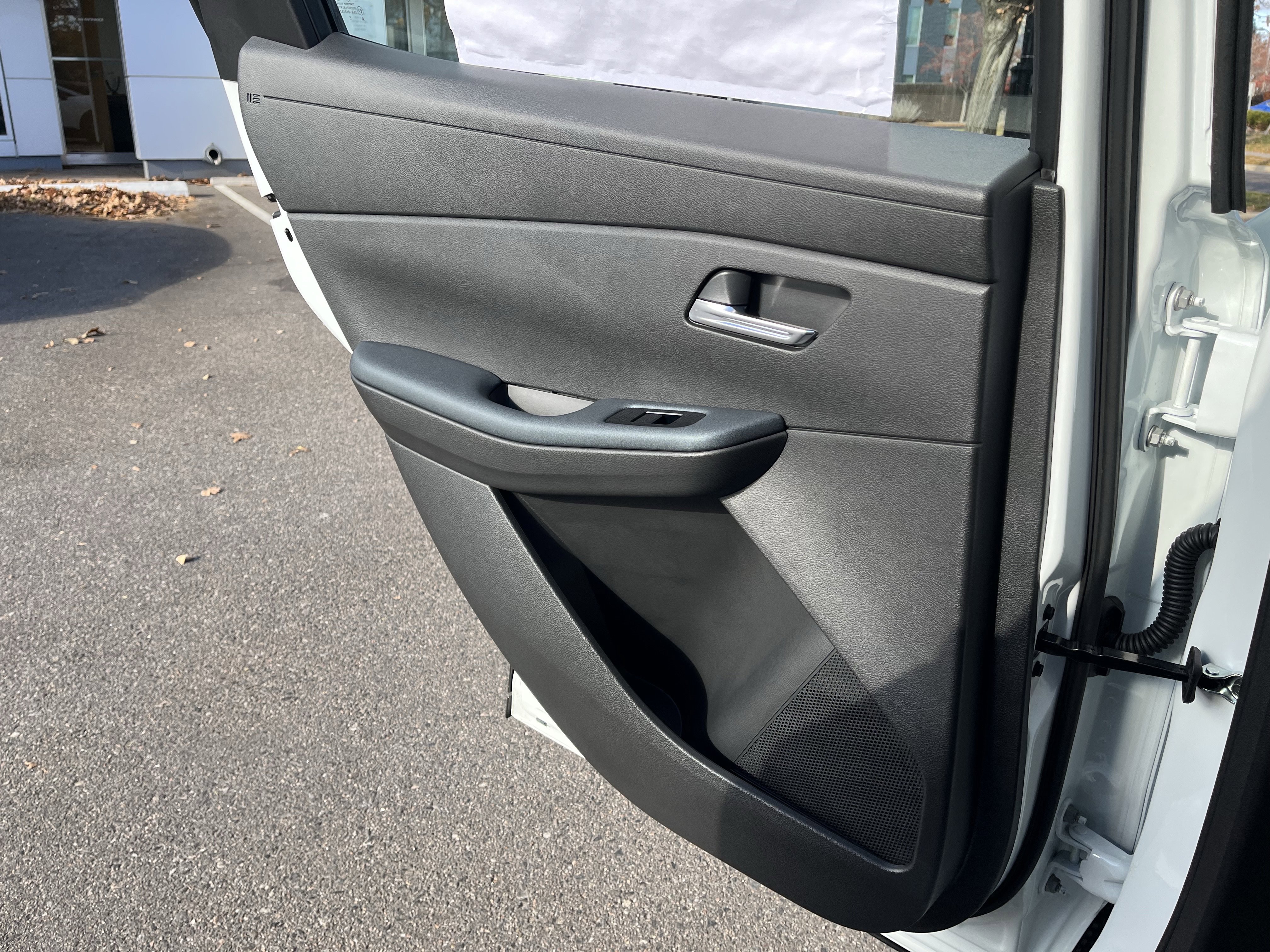 New 2026 Nissan Leaf SV+ w/ Floor Mat Package (SV+) image 29