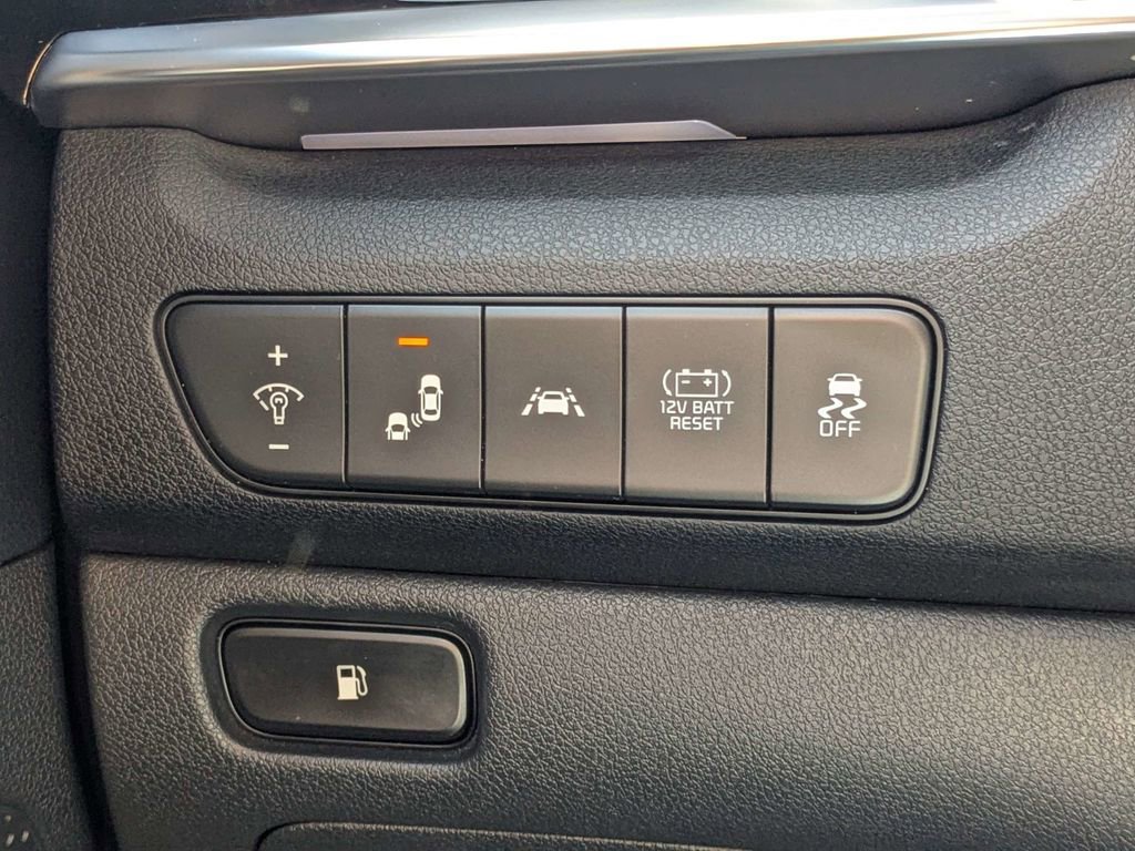 Used 2022 Kia Niro Touring Special Edition FWD image 20