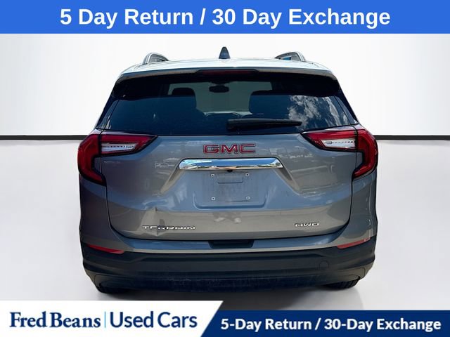 Used 2023 GMC Terrain SLE w/ Driver Convenience Package image 7