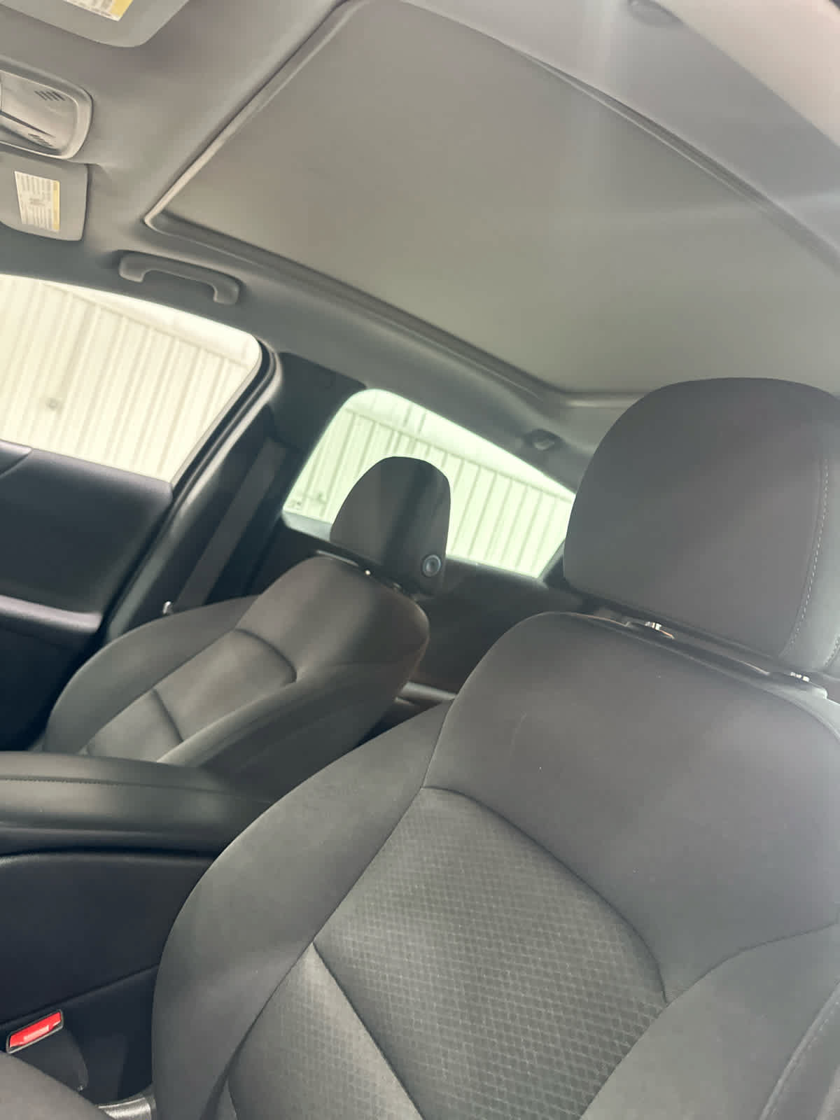 Used 2023 Chevrolet Malibu LT FWD image 16