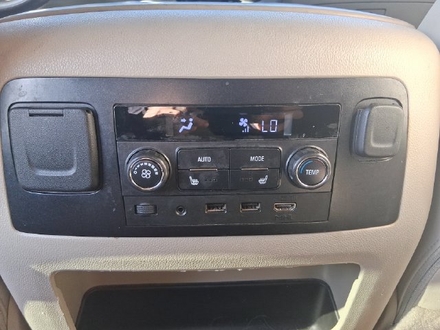 Used 2019 GMC Yukon Denali w/ Denali Ultimate Package AWD/4WD image 33