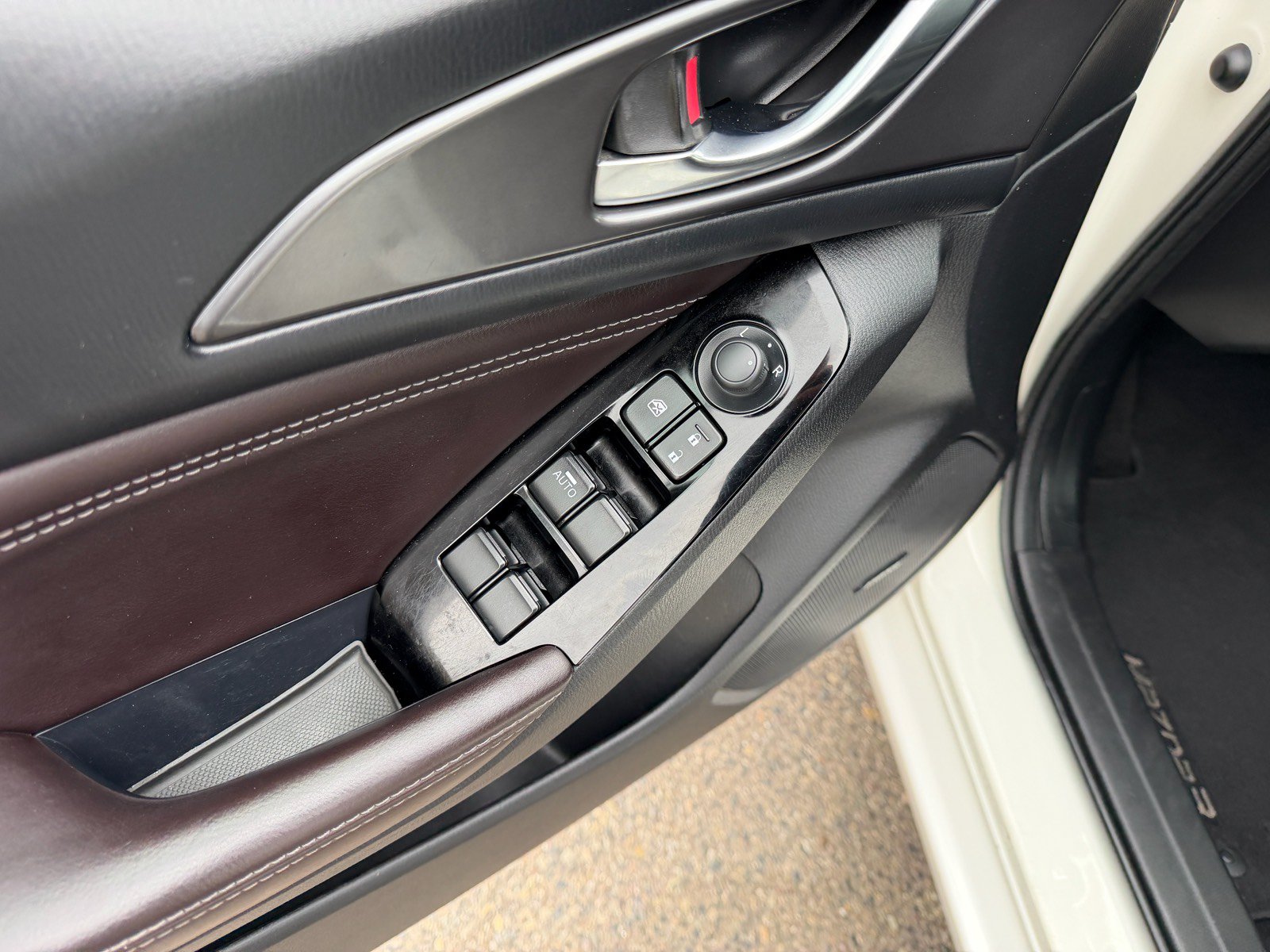 Used 2018 MAZDA MAZDA3 Grand Touring FWD image 17