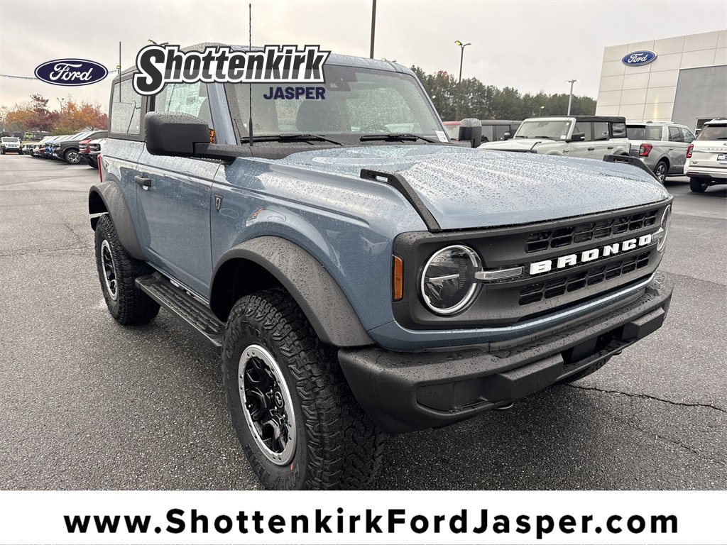 New 2025 Ford Bronco 2-Door w/ Sasquatch Package