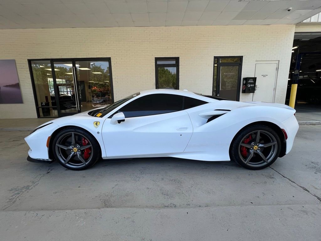 Used 2022 Ferrari F8 Tributo image 4