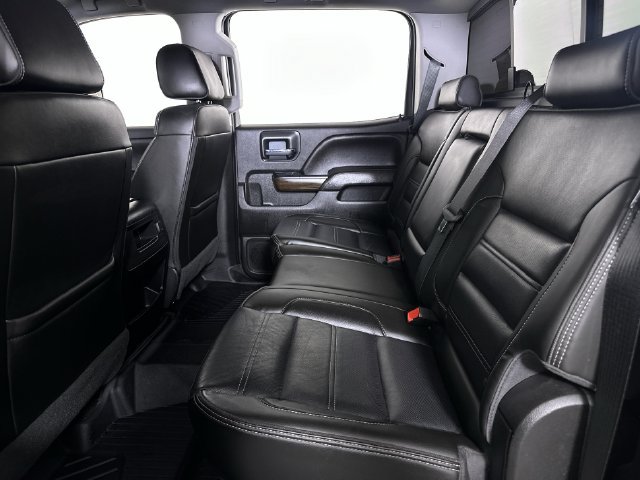 Used 2018 GMC Sierra 2500 Denali w/ Duramax Plus Package AWD/4WD image 26