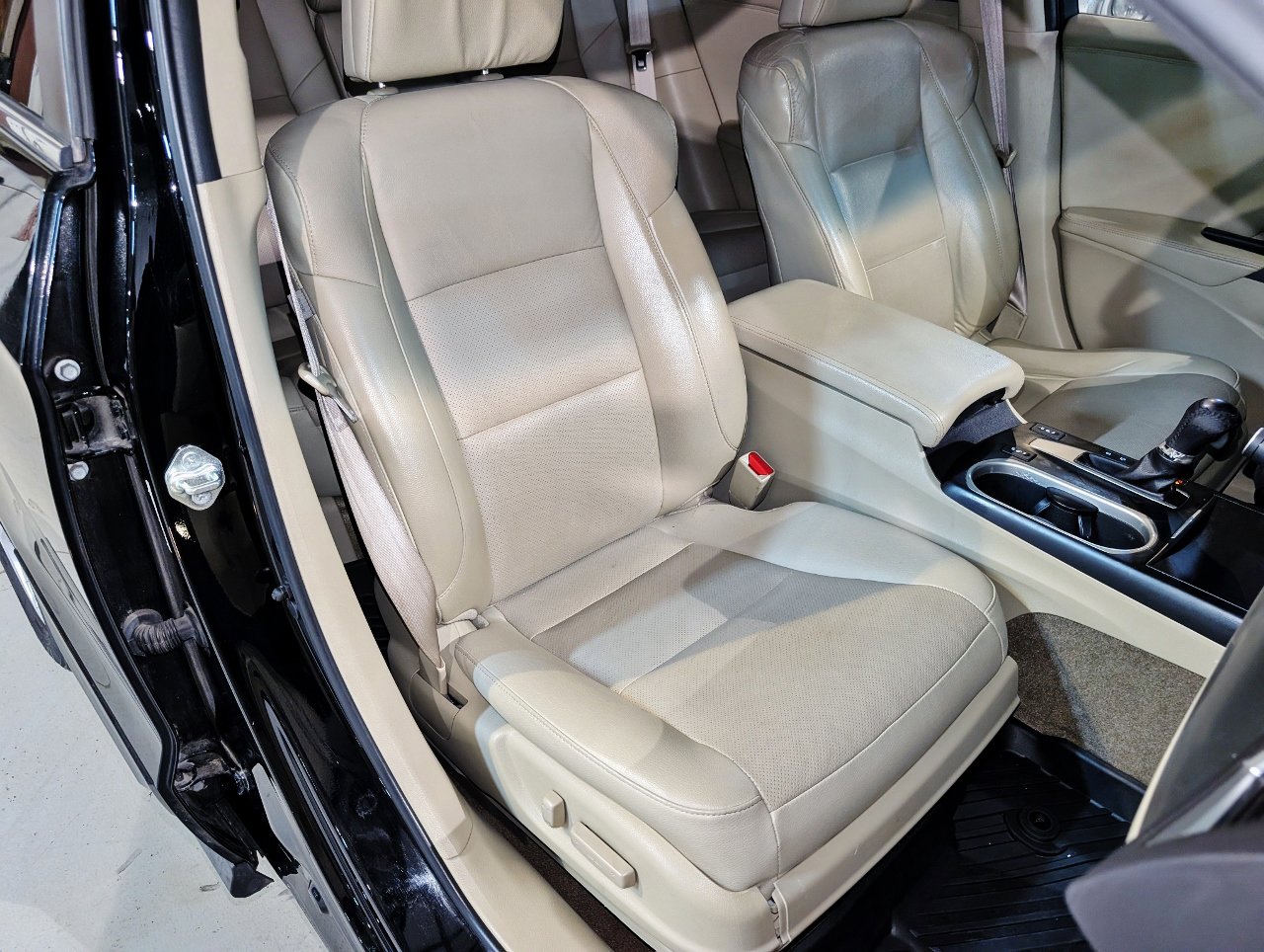 Used 2016 Acura RDX AWD w/ Technology Package image 34
