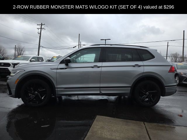Used 2023 Volkswagen Tiguan SE R-Line image 5