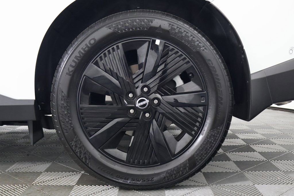 Used 2025 Nissan Murano SV FWD image 16