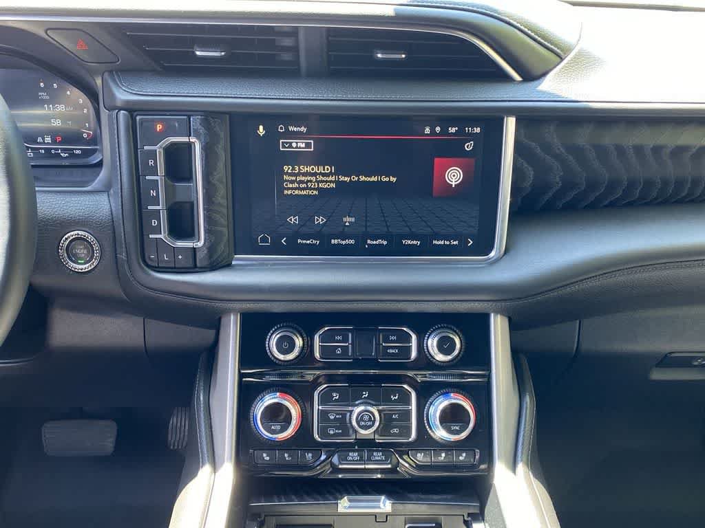 Used 2024 GMC Yukon XL Denali AWD/4WD image 23