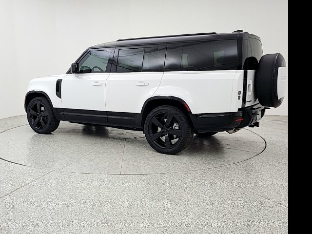 New 2026 Land Rover Defender 130 X-Dynamic SE AWD/4WD image 7