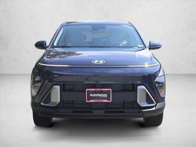 New 2027 Hyundai Kona SE AWD/4WD image 2