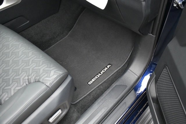 Used 2025 Toyota Sequoia SR5 image 43