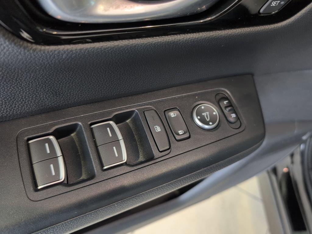 Used 2024 Honda CR-V EX-L image 10