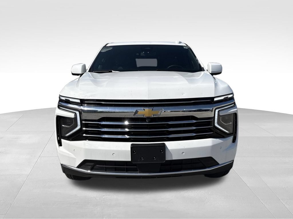 Used 2025 Chevrolet Tahoe LT AWD/4WD image 2