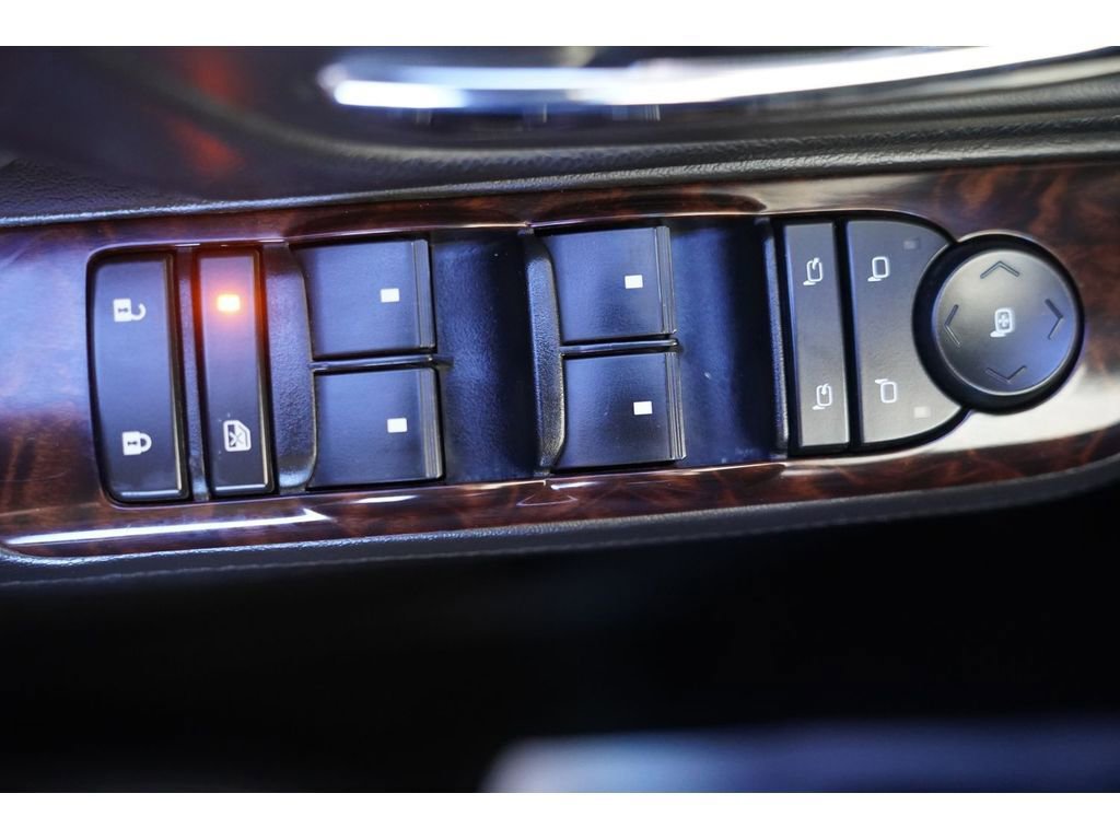 Used 2013 GMC Sierra 2500 Denali AWD/4WD image 28