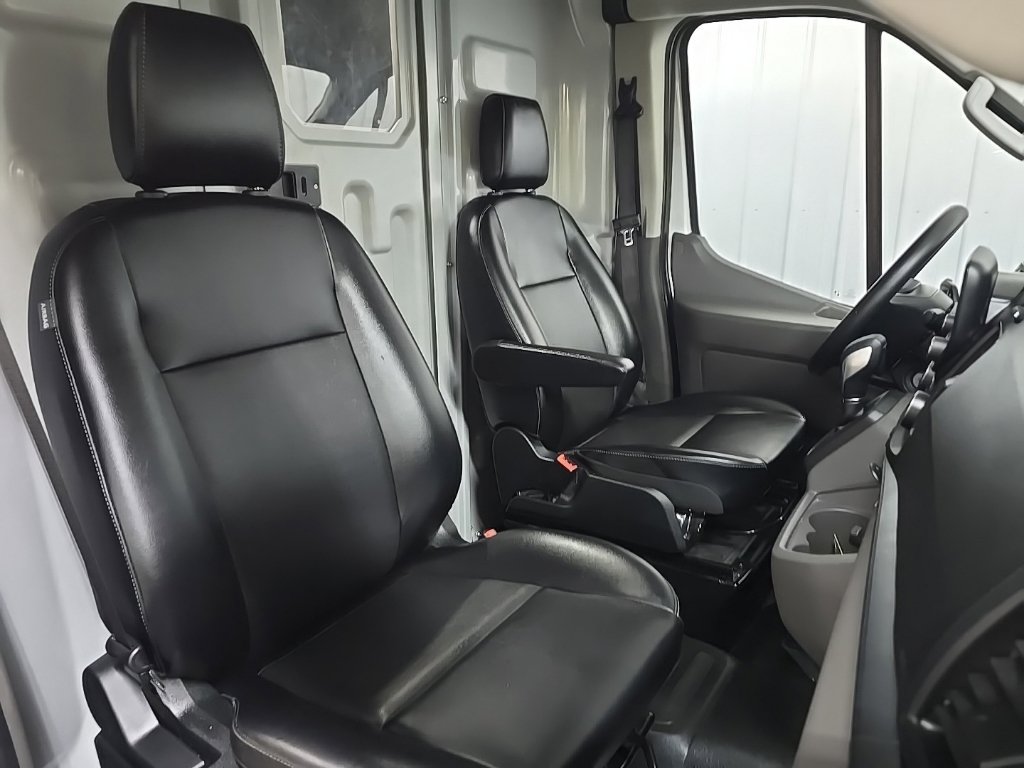 Used 2025 Ford Transit 250 148 High Roof Extended w/ Load Area Protection Package RWD image 16