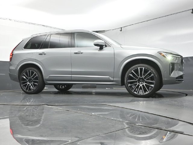 Used 2026 Volvo XC90 B6 Plus w/ Protection Package Premier AWD/4WD image 33