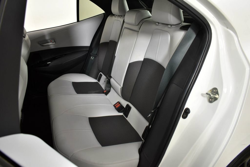 Used 2025 Toyota Corolla XSE image 18