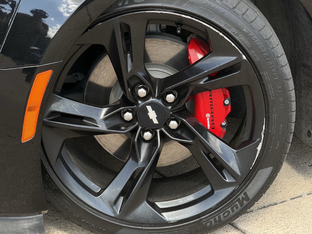 Used 2024 Chevrolet Camaro LT RWD image 8