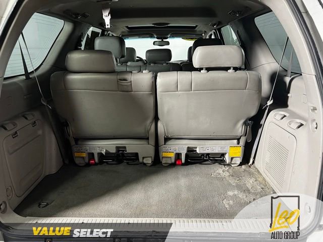 Used 2006 Toyota Sequoia SR5 AWD/4WD image 17